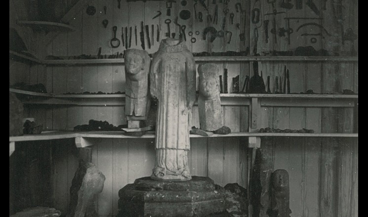 One of Rev. Laing's photographs of his finds, including the table legs